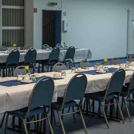 Hotel Am Suedtor 3*