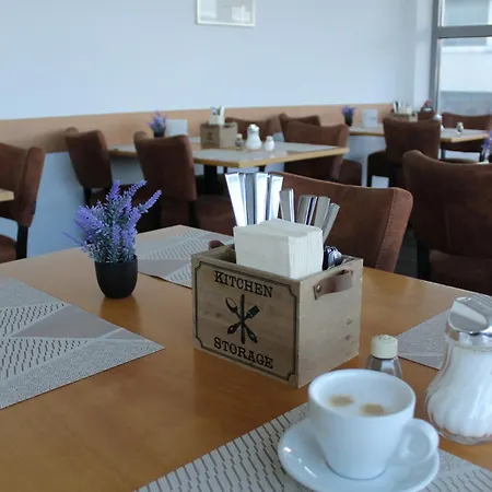 Hotel Am Suedtor 3*